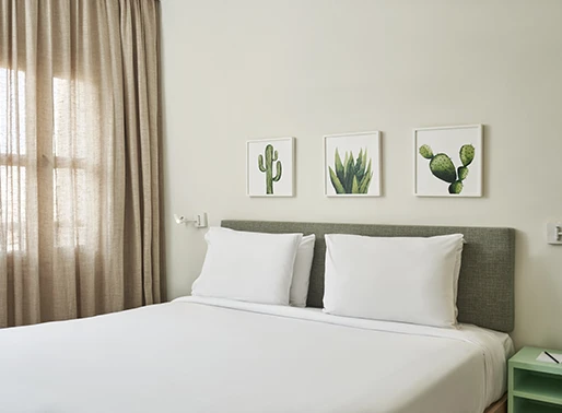 Captain's Inn Suite